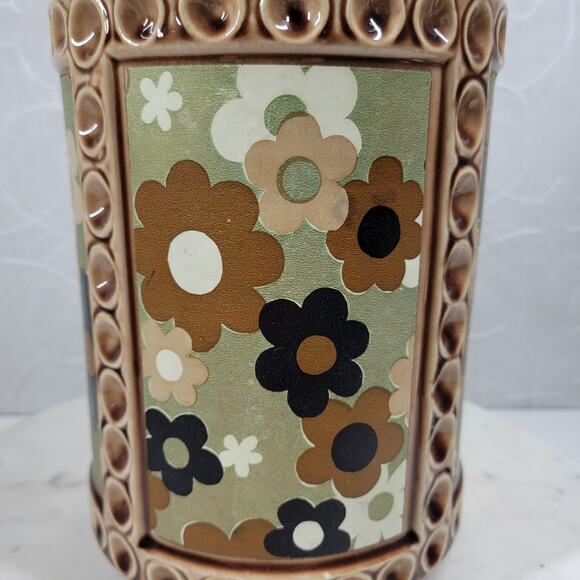 VTG McCoy USA Pottery Canister 10" Tan Green Ditsy Floral Daisy Ceramic Jar - Picture 4 of 16